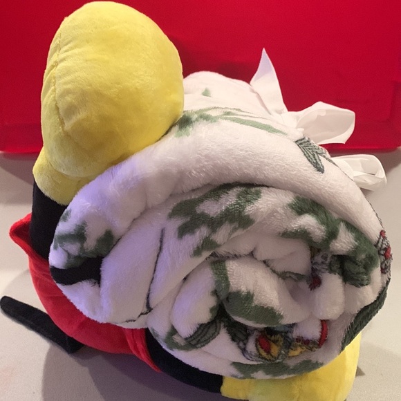 Mickey Mouse pillow buddy and throw blanket set - Picture 7 of 9